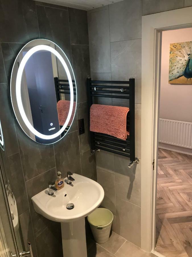 Queens Quarter Holiday Homes (Adults Only) Belfast Luaran gambar