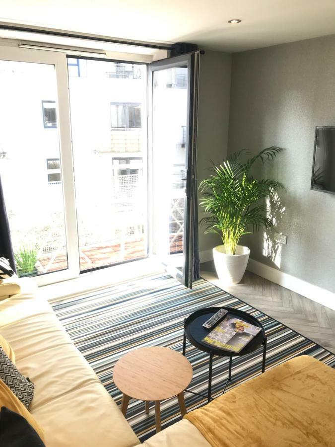 Queens Quarter Holiday Homes (Adults Only) Belfast Luaran gambar